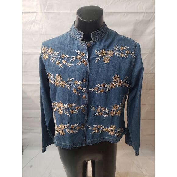 Life Style Shirt Womens Large Blue Chambray Long Sleeve Floral Embroidered - Picture 1 of 10